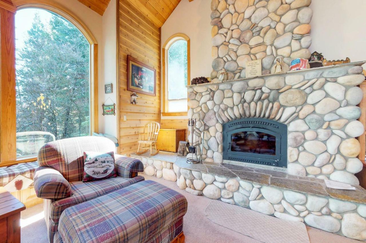 New England Cottage Shaver Lake Exteriör bild